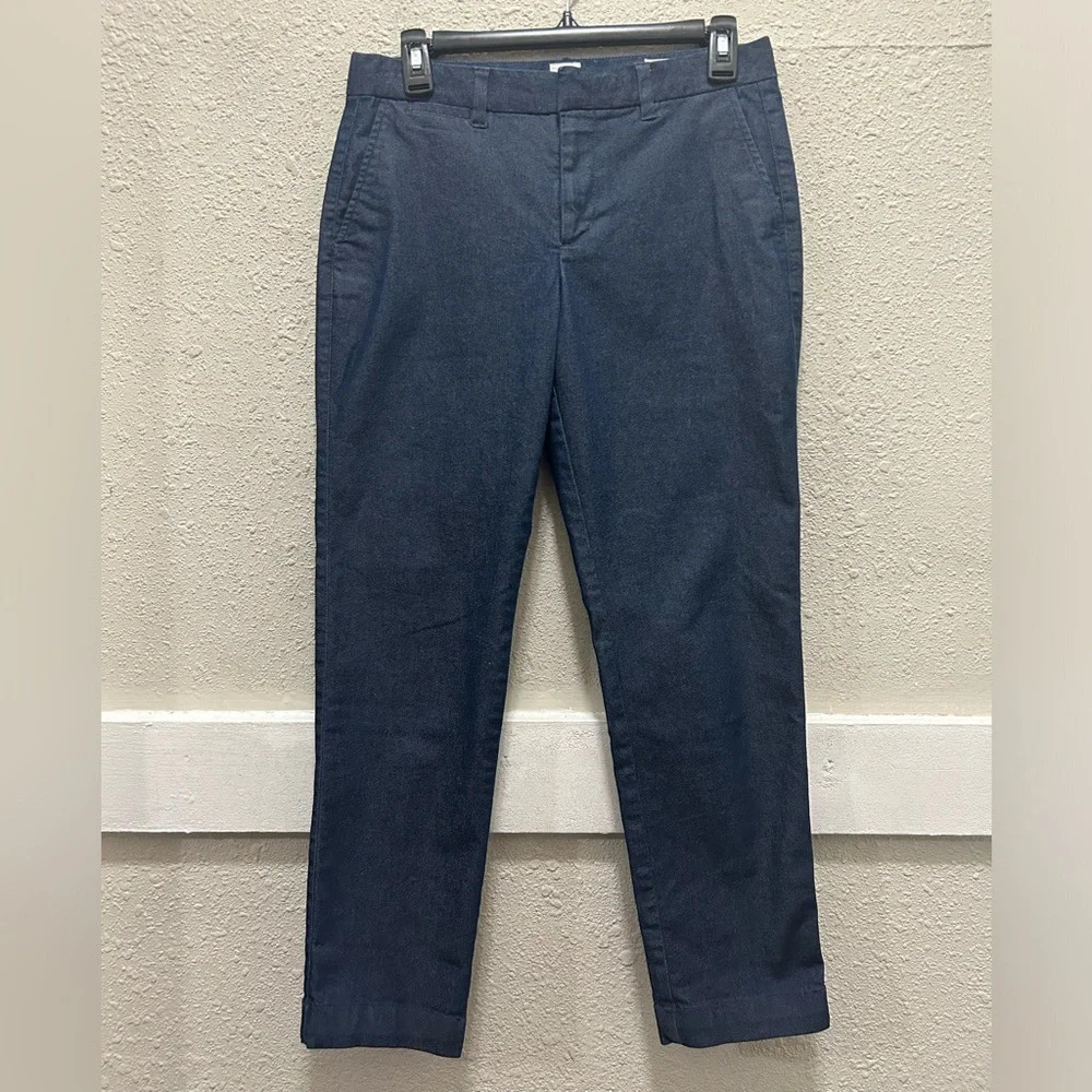 Gap Blue Denim Slim City Crop Flat Front Blue Denim Pants Size 2 Regular
